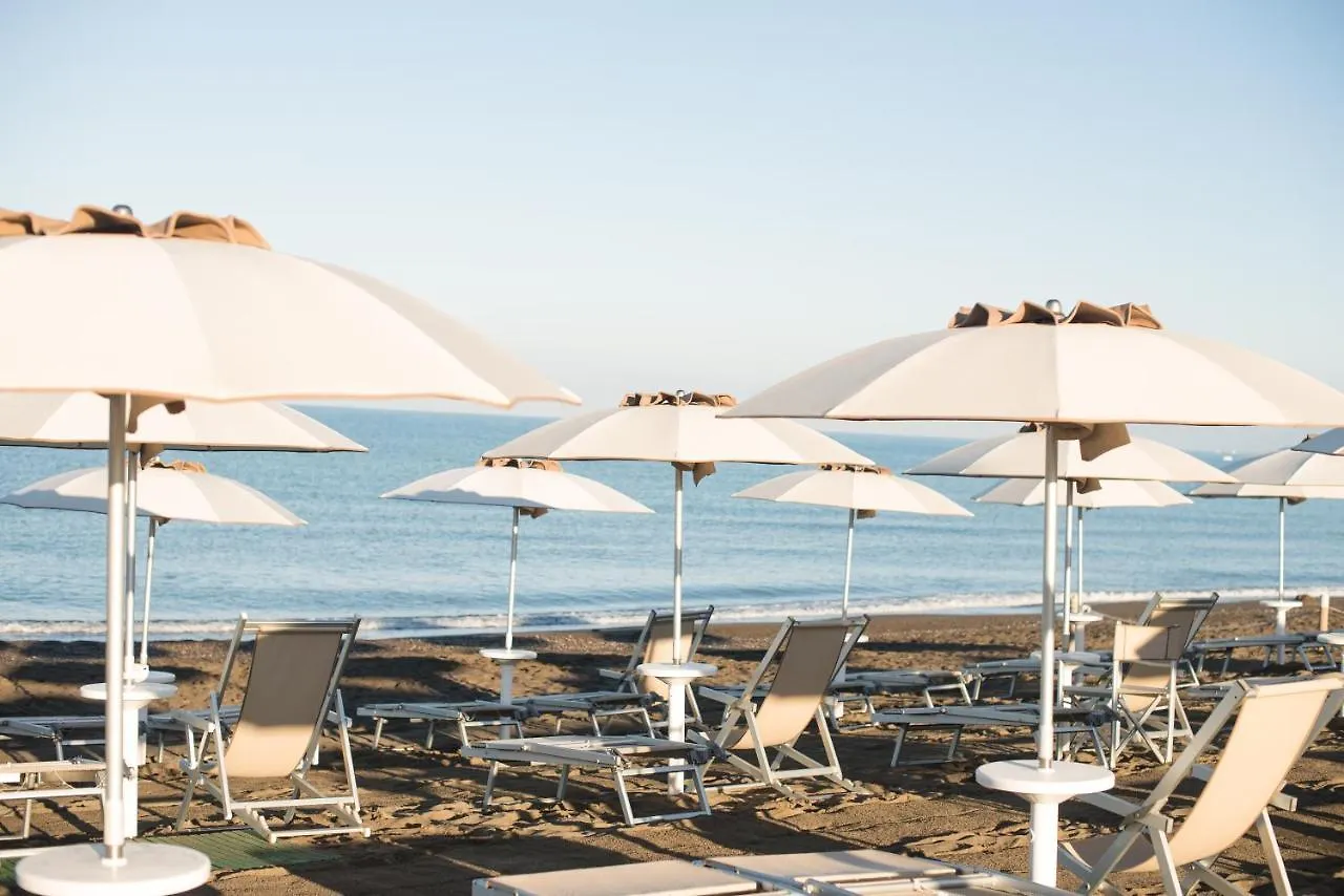 Csa Hotel Beach & Park Marina Di Bibbona 3*,